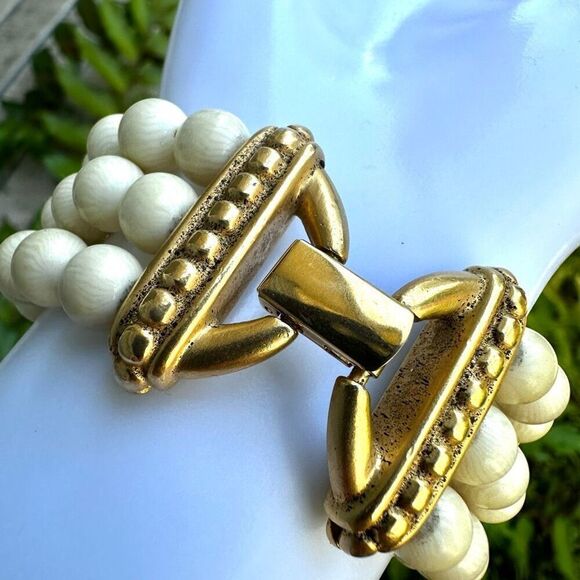 Napier cream and gold tone vintage multi strand bracelet - Picture 2 of 8